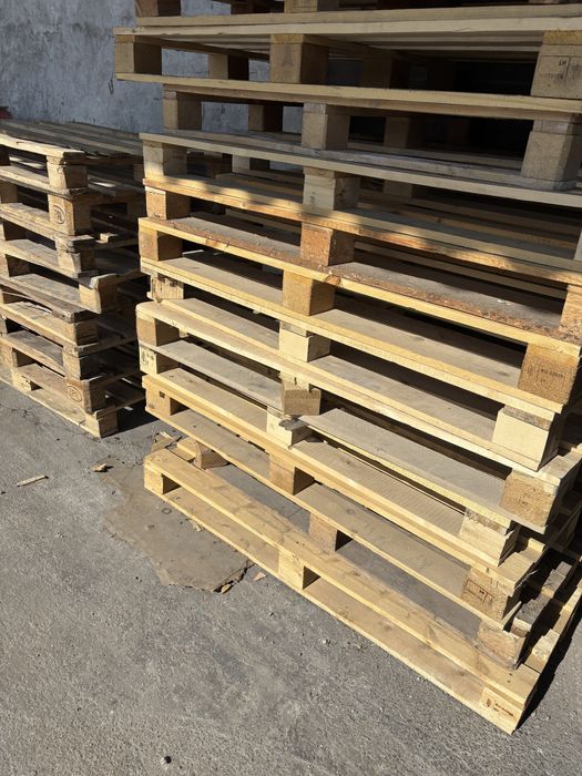 Продам поддоны самовывоз