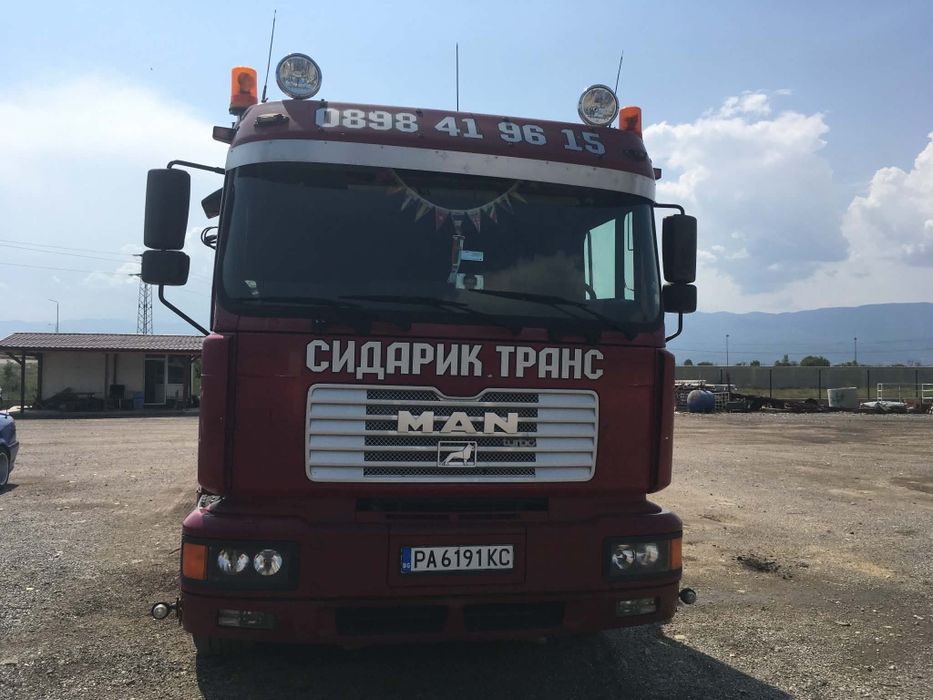 Продава Камион Ман с кран Ферари