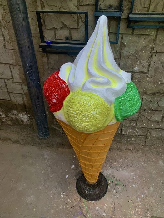 Muzqaymoq maketlari sotiladi yasab beriladi