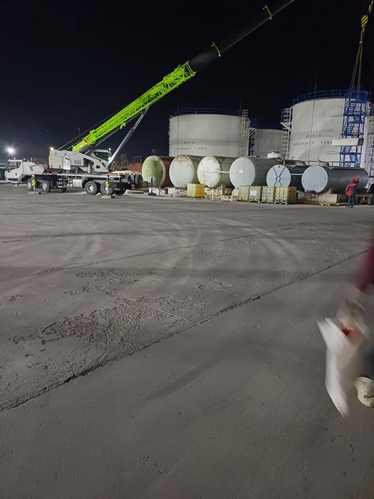 Выполняю сварочные работы