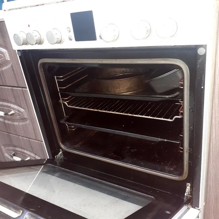 Продам газовую плиту