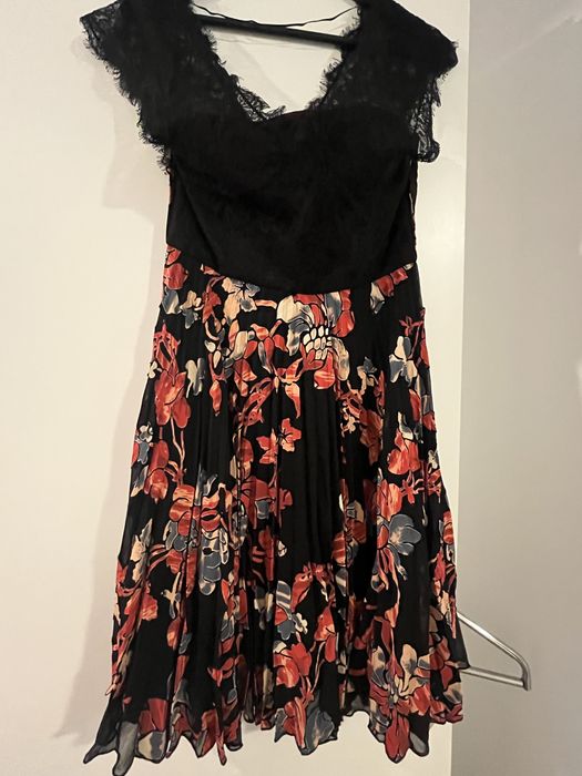 Rochie Reiss noua masura 8-100 ron