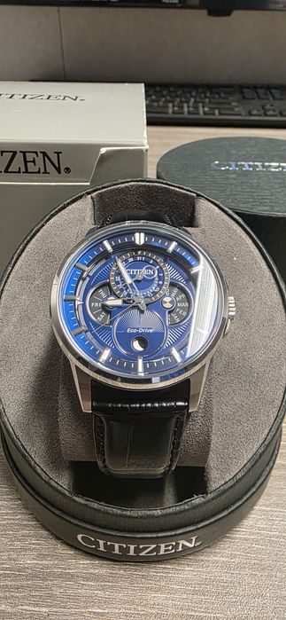 Citizen Eco-Drive Calendrier 44mm