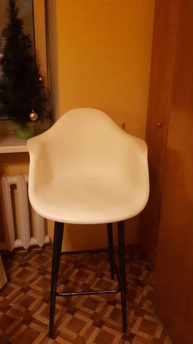 Барные стулья б/у