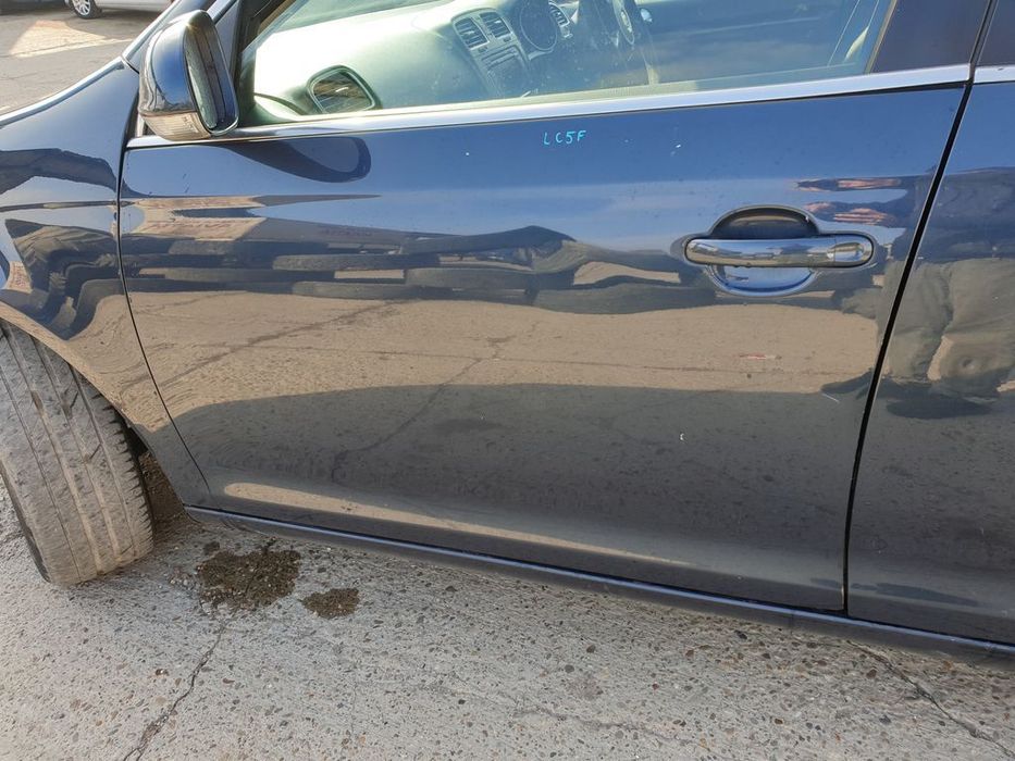 Usa Usi Portiera Portiere Stanga Fata Dezechipata VW Golf 6 Break Combi 2008 - 2014 Culoare LC5F