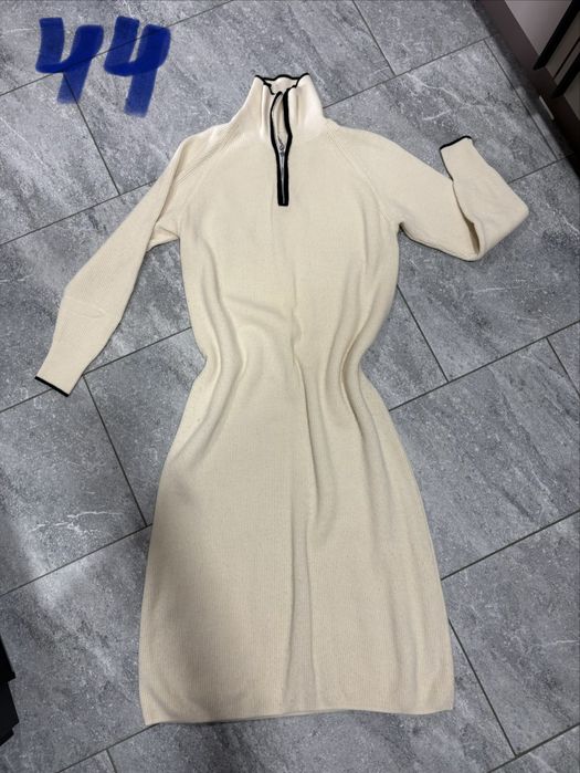 Продам теплые женские вещи