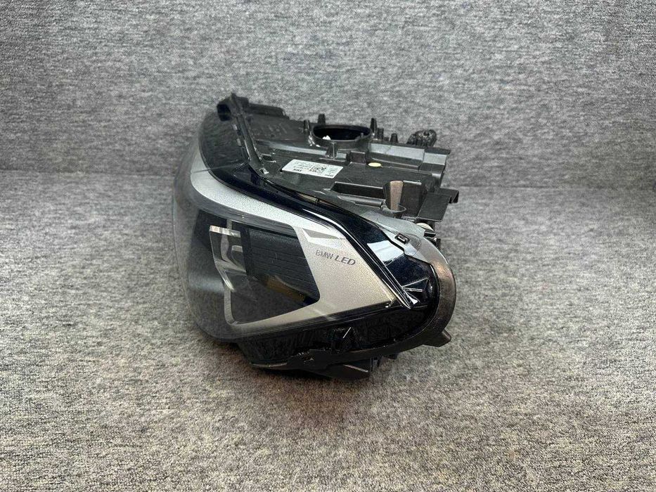 Far led stanga BMW X1 F48 facelift