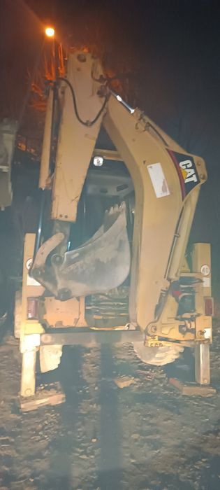 Услуги экскаватор-погрузчик и самосвала