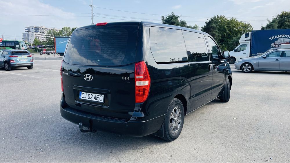 Vand microbuz/van 8 locuri Hyundai H1 2009 stare foarte buna