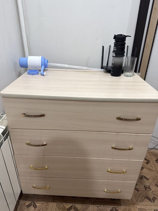 Продам комод светлый, в хорошем состоянии