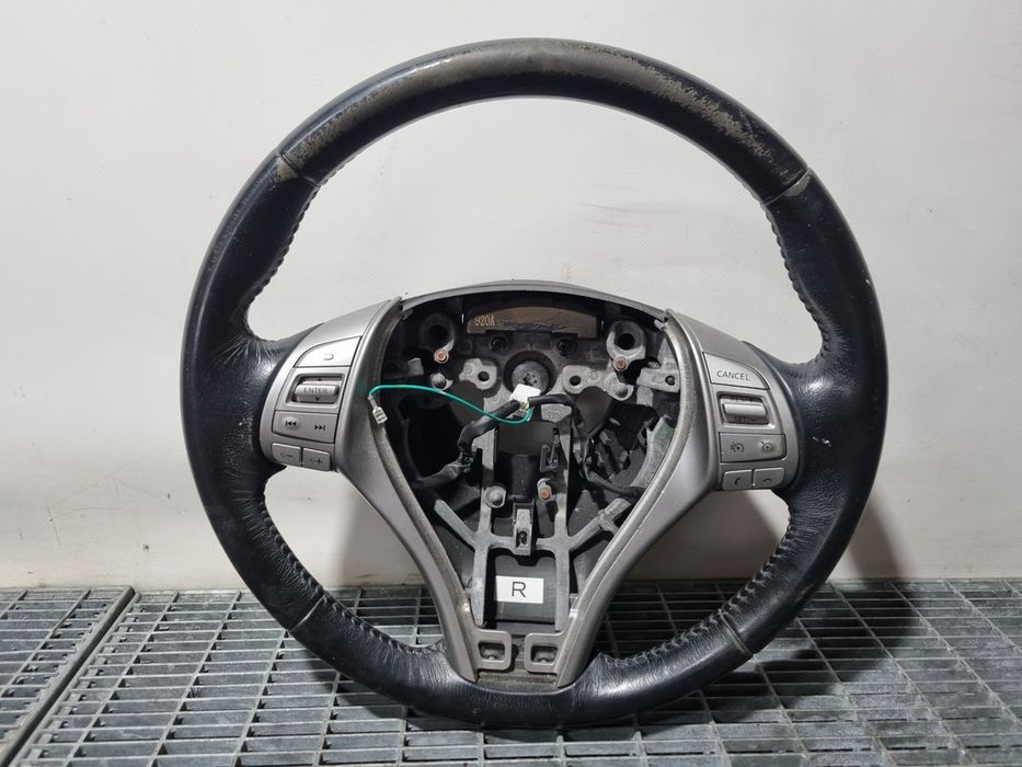 Volan Nissan X - Trail T32 2014 - 2017 (1619) Garantie
