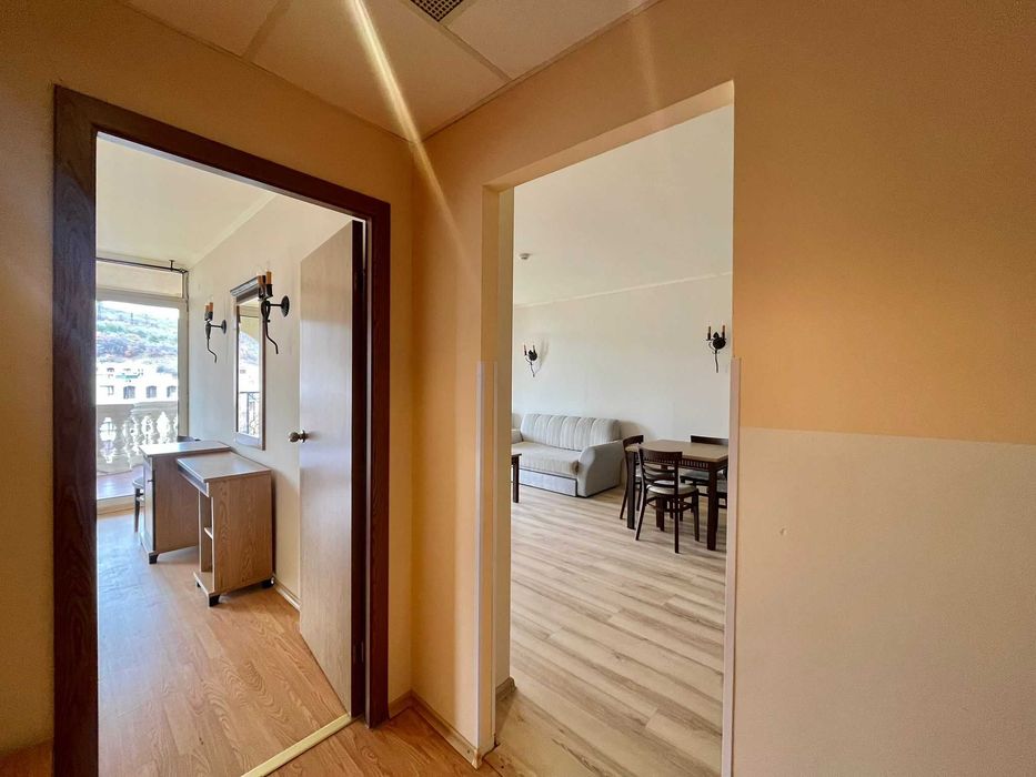 Продава се Двустаен апартамент в к.к. Елените - 86 кв.м за 663 €/кв.м - Снимка #2