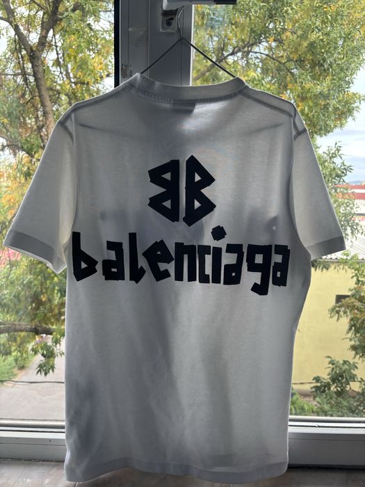 Tricou Balenciaga