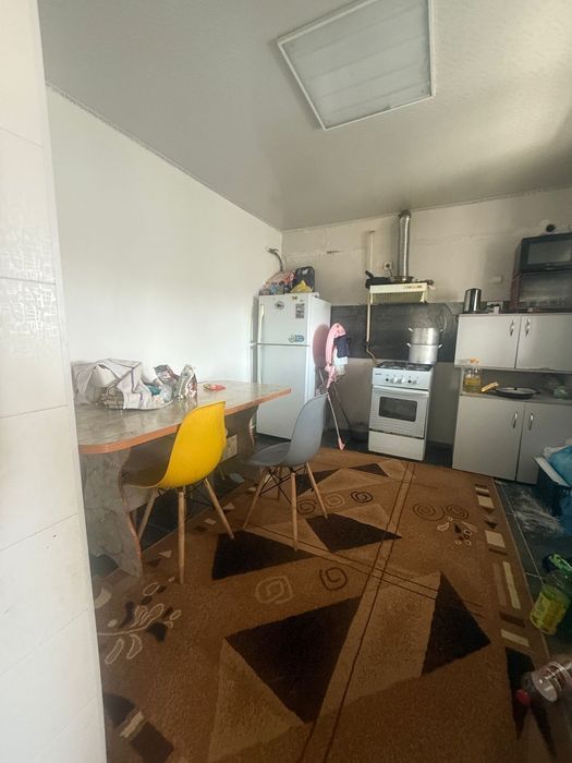 Продаётся дом в кирпичной районе