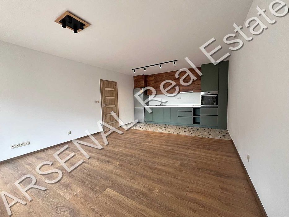 Дава се под наем Тристаен апартамент в София, Дианабад - 108 кв.м за 650 € - Снимка #9