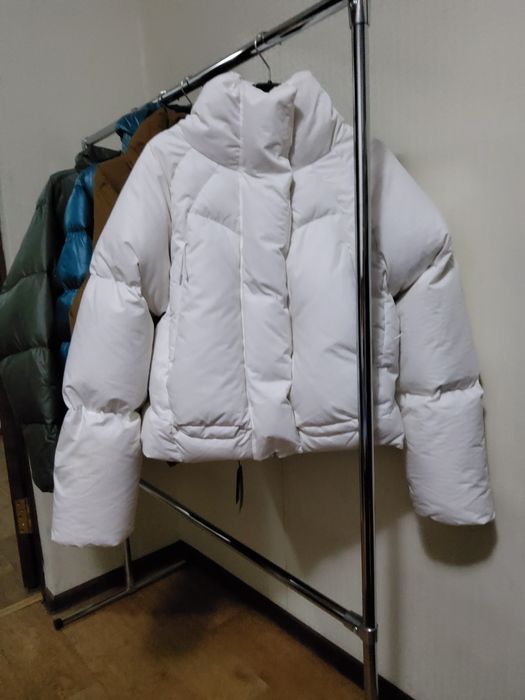 Продам новый женский пуховик