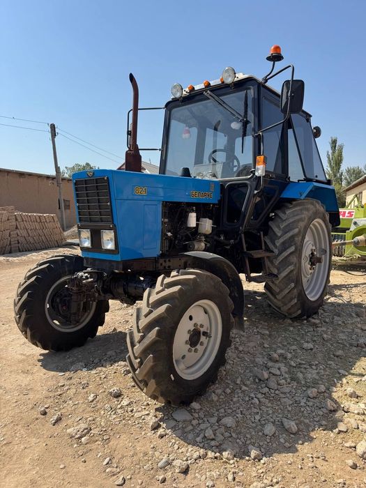 Mtz 82.1 sotiladi