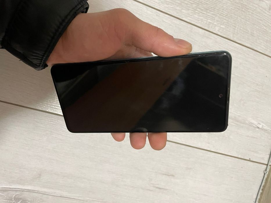 Продам Samsung Galaxy A51