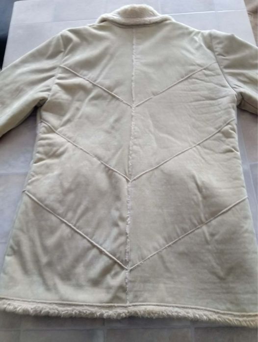 Дамско  Велурени Палто • Българско