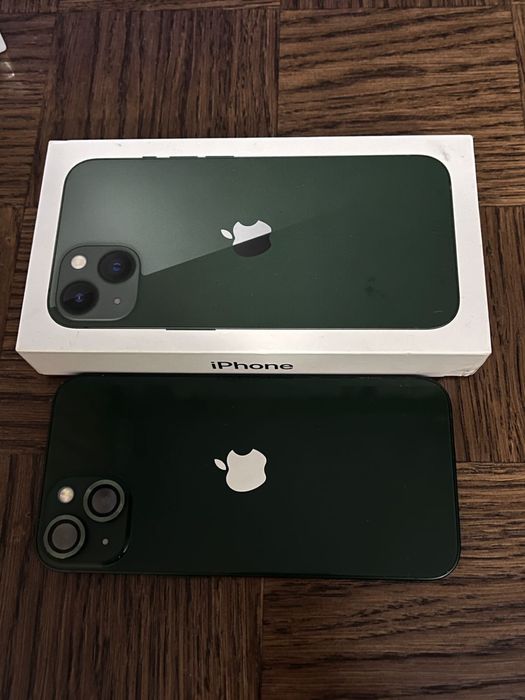 Продам айфон 13