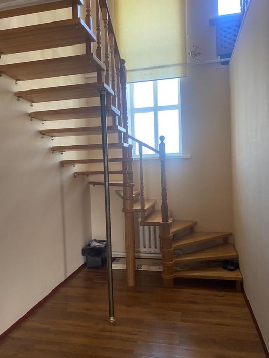 Деревянный лестница