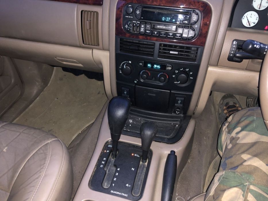 Dezmembrari dezmembrez piese jeep grand cherokee 2,7diesel