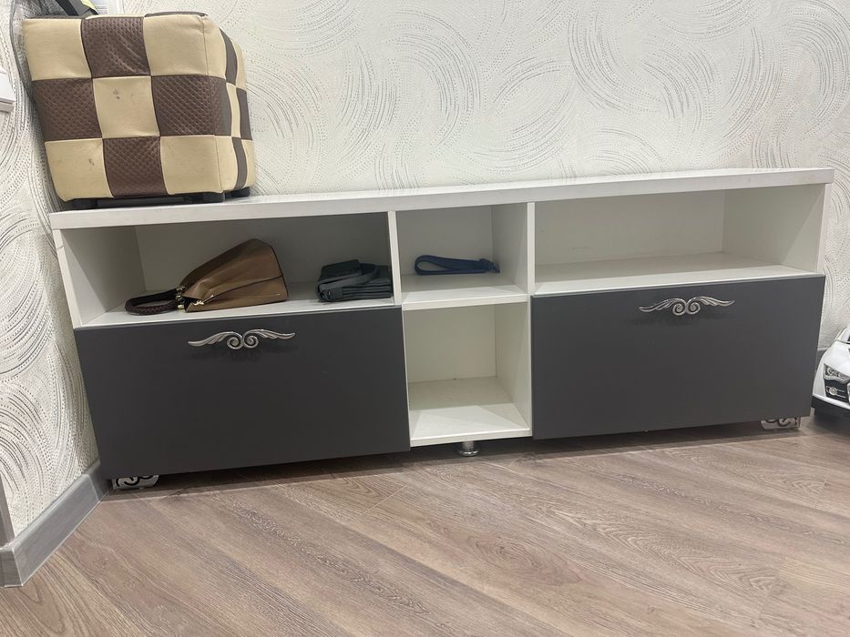 Тумба под телевизор