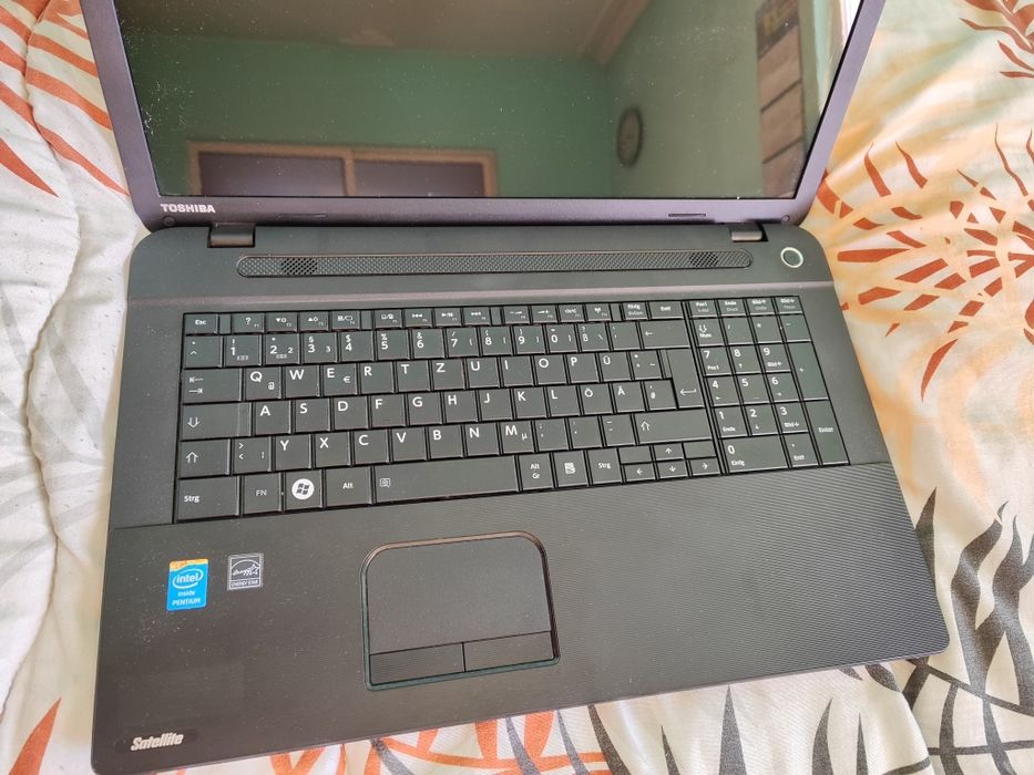 ТОП Лаптоп Toshiba Satellite C70-A-13X