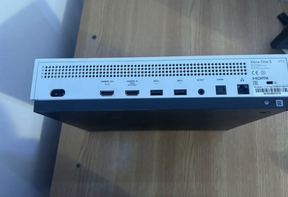 Xbox One S excelent