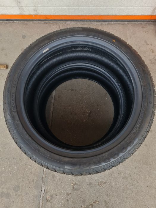 Зимни гуми 2 броя GOODRIDE SuperSnow Z507 225 45 R18 дот 3522