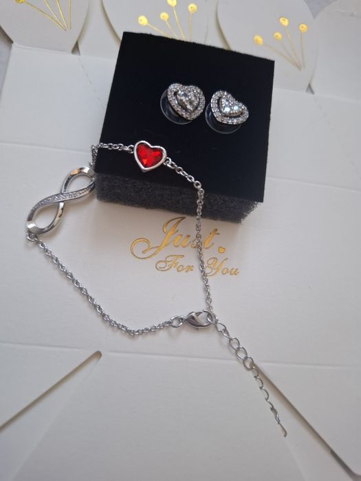 Елегантен комплкет бижута Гривна с обеци