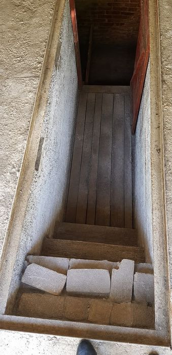 Гараж из кирпича