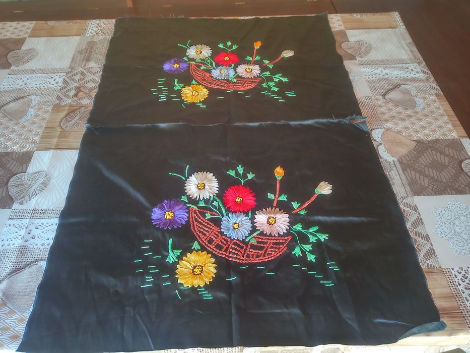 Бродирани възглавници НОВИ.