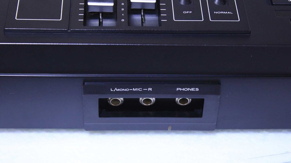 Casetofon Deck Hitachi D-2360, Anii '70("top-loading").