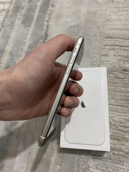 Продам iphone 11