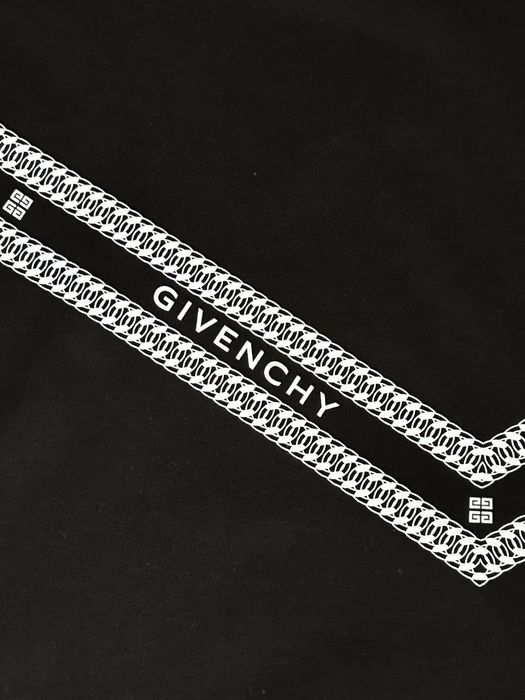 Givenchy Chain Logo-print T-shirt S