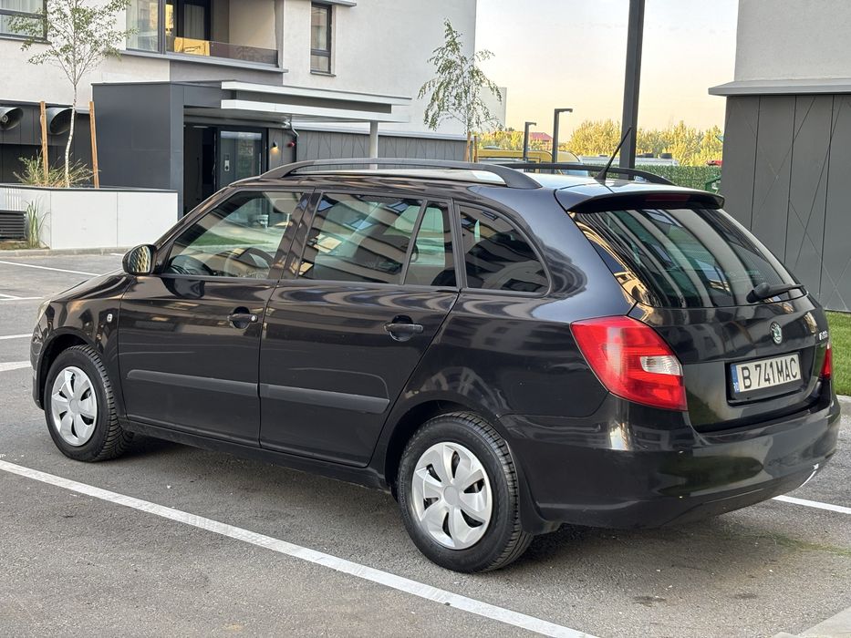 SKODA Fabia 2012 — imagine 4