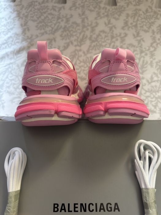 Balenciaga Track