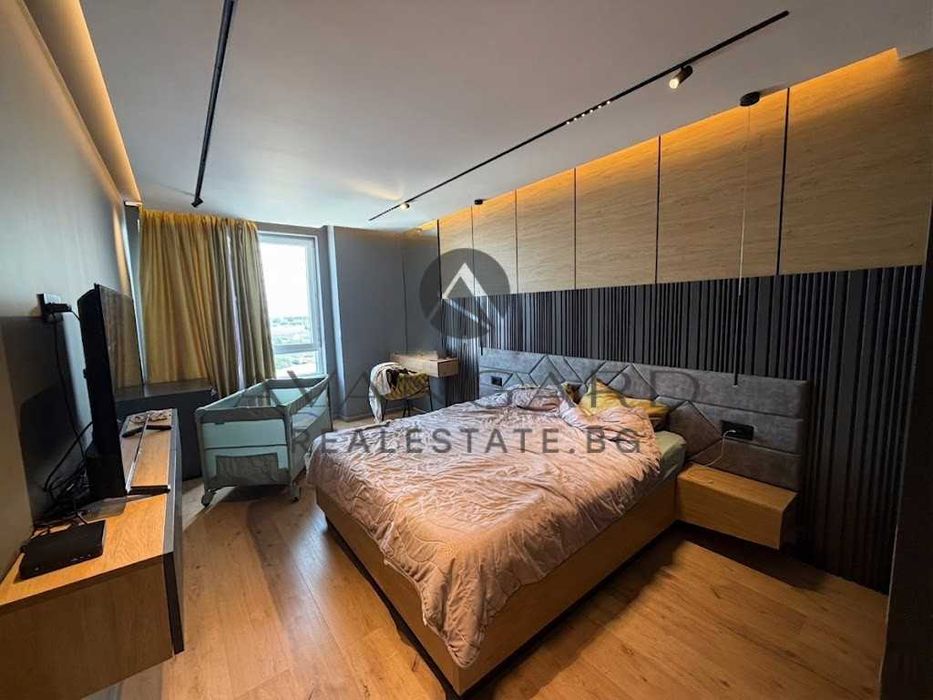Продава се Тристаен апартамент в Пловдив, Център - 125 кв.м за 1167 €/кв.м - Снимка #4