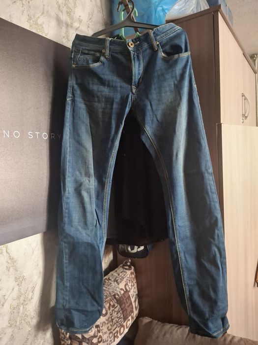 Джинсы мужские..