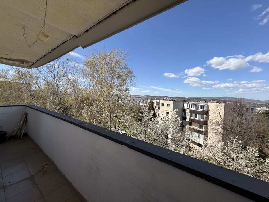 Vand Apartament 2 camere Zorilor GH. Dima