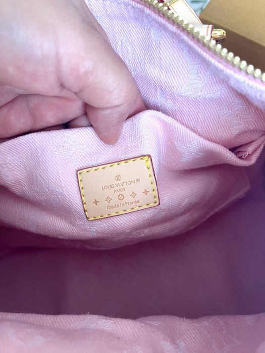 Розова чанта Louis Vuitton