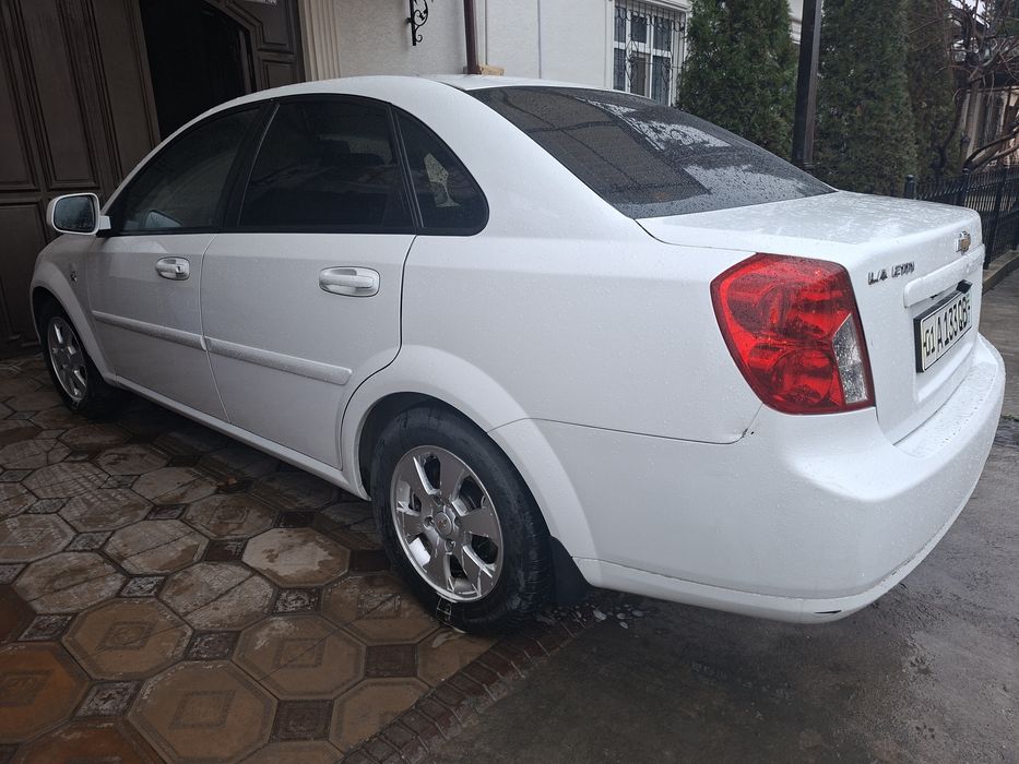 Жентра 3 пазитция автомат сотилади