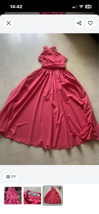 Платье элегантное красивое.