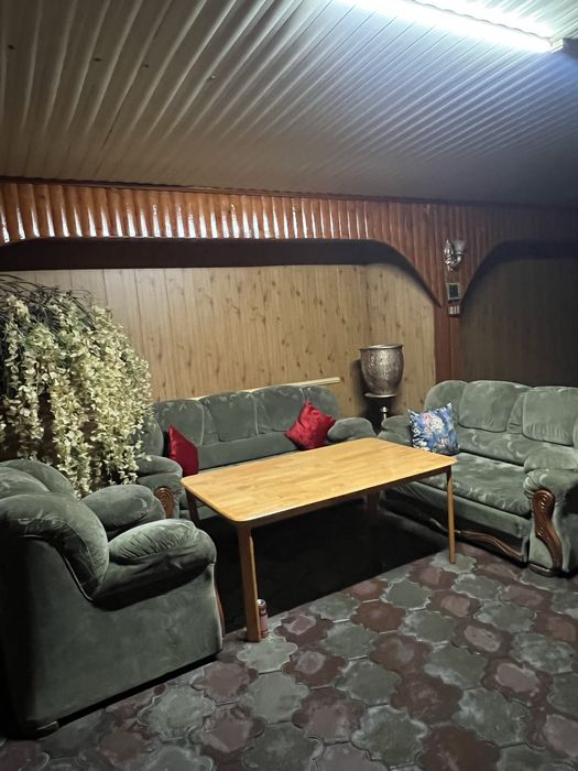 Диван, мягкая мебель для гостиной