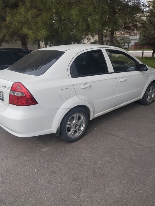 Нексия R3 avtomad 2022 yil март да автосалон дан чикган