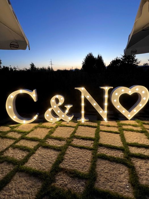 Litere și cifre volumetrice luminoase - nuntă - botez - aniversări