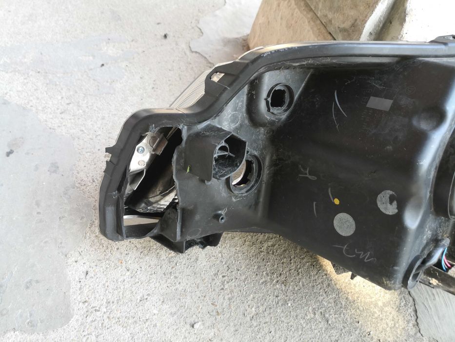 Фар Suzuki Vitara десен LED/Фар Сузуки Витара LED Оригинален