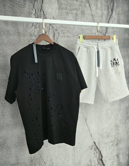 Мъжки къси екипи различни модели