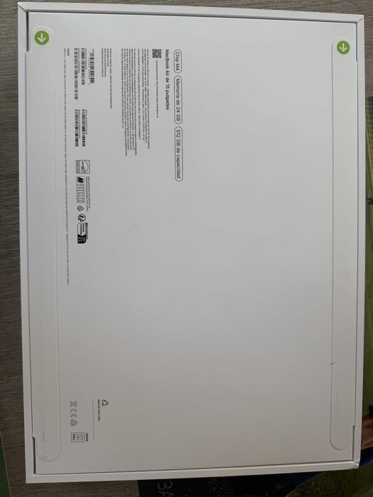 Macbook air 15 m4 512gb 24Ram